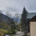 Szmaragdowy *