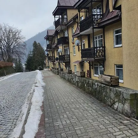 Szmaragdowy Apartment