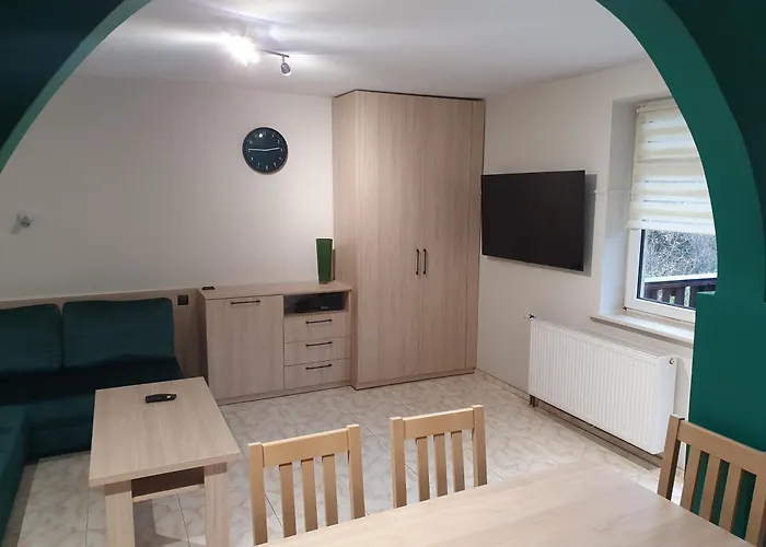 Szmaragdowy דירה שצ'בניצה